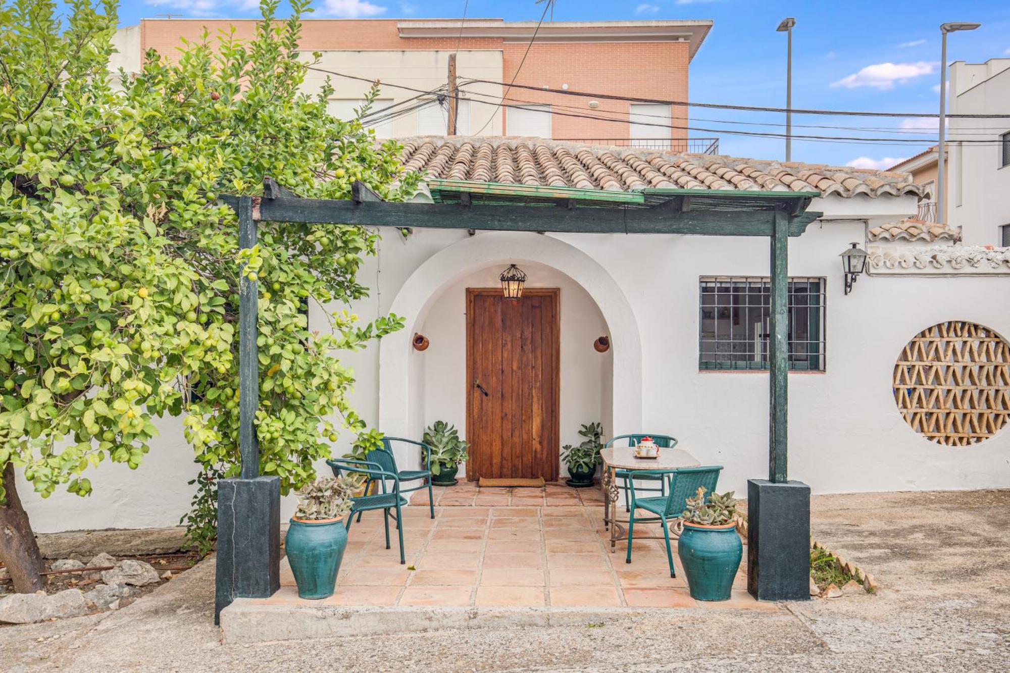 -Iponubahomes- Centrica Casa Con Jardin Y Chimenea 바에나 외부 사진